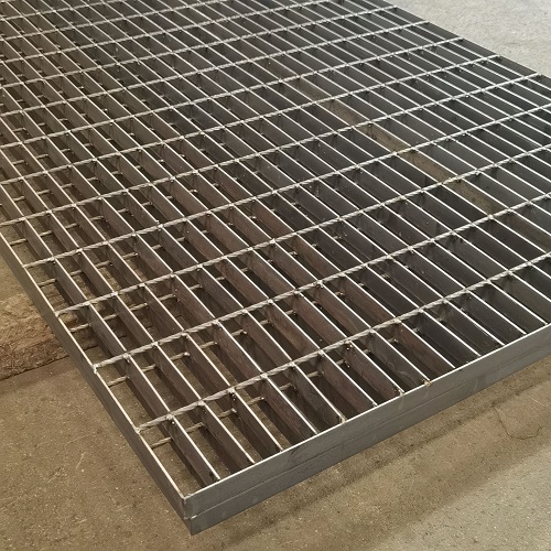 平臺(tái)走道鋼格柵鋼格板的承重力測試標(biāo)準(zhǔn)