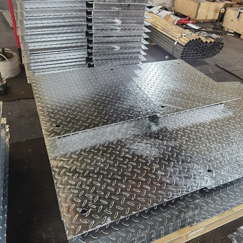 石油花紋板鋼格柵鋼格板選購(gòu)攻略