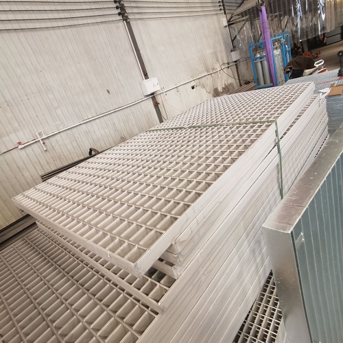 二手鋼格板能買嗎？3分鐘教你避坑！