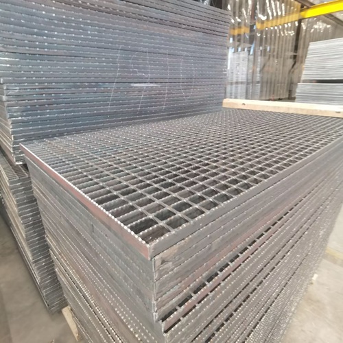 鋼格柵選購實戰(zhàn)指南：五維透視避開質(zhì)量陷阱