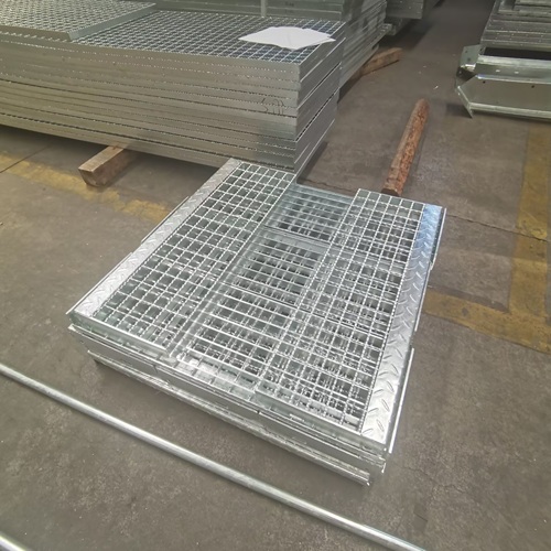 倉庫貨架鋼格柵應(yīng)用：提升存儲效率的實用方案