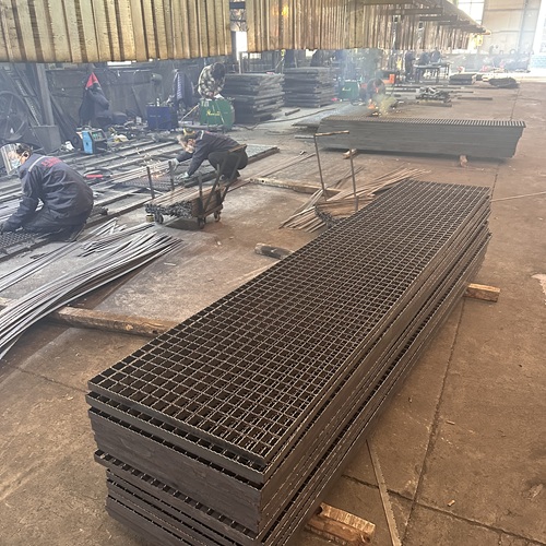 鋼格柵板的“神奇魔法”，讓施工效率翻倍