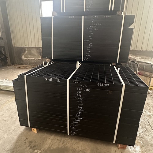 鋼格板日常檢查要點(diǎn)避免安全隱患