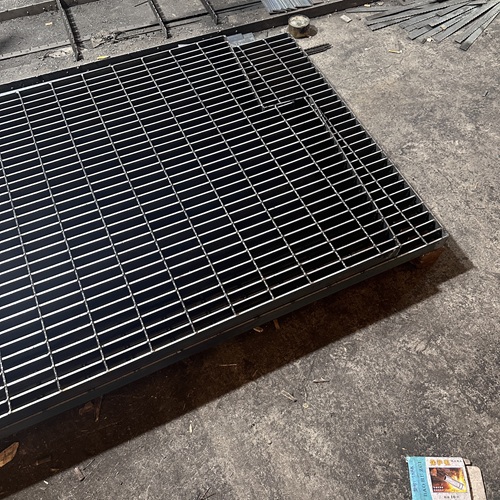 學(xué)校實(shí)訓(xùn)基地偏愛鋼格板安全耐用適配教學(xué)