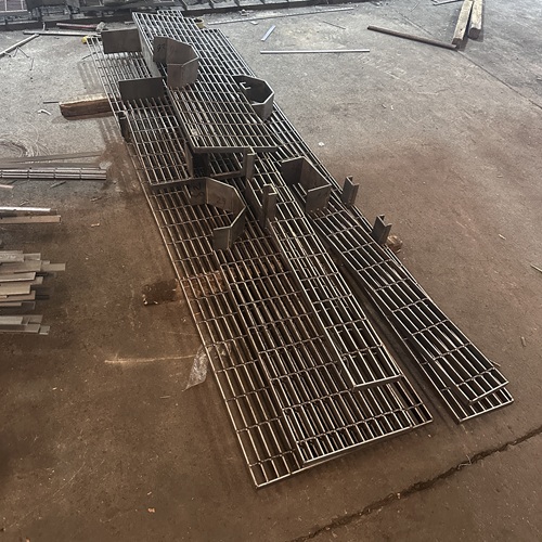 學(xué)校實(shí)訓(xùn)基地偏愛鋼格板安全耐用適配教學(xué)