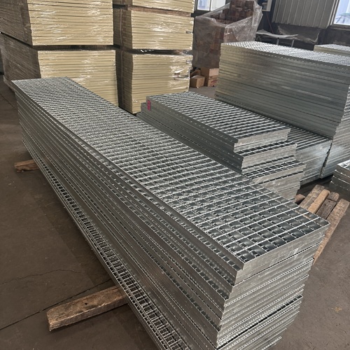 鋼格板現(xiàn)場切割注意事項，細節(jié)決定安裝質量